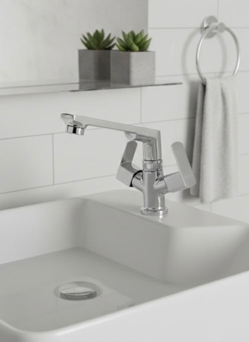 XARA CUBIC CENTRE HOLE TAP